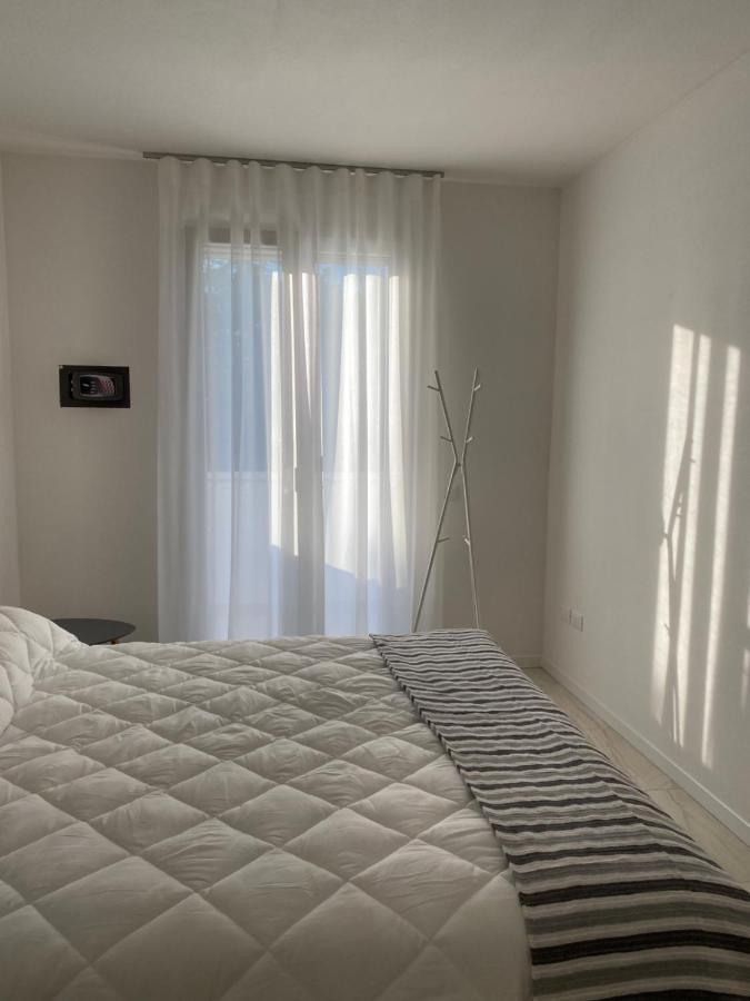 לידו די ג'סולו Agua Apartment With Beach Included מראה חיצוני תמונה