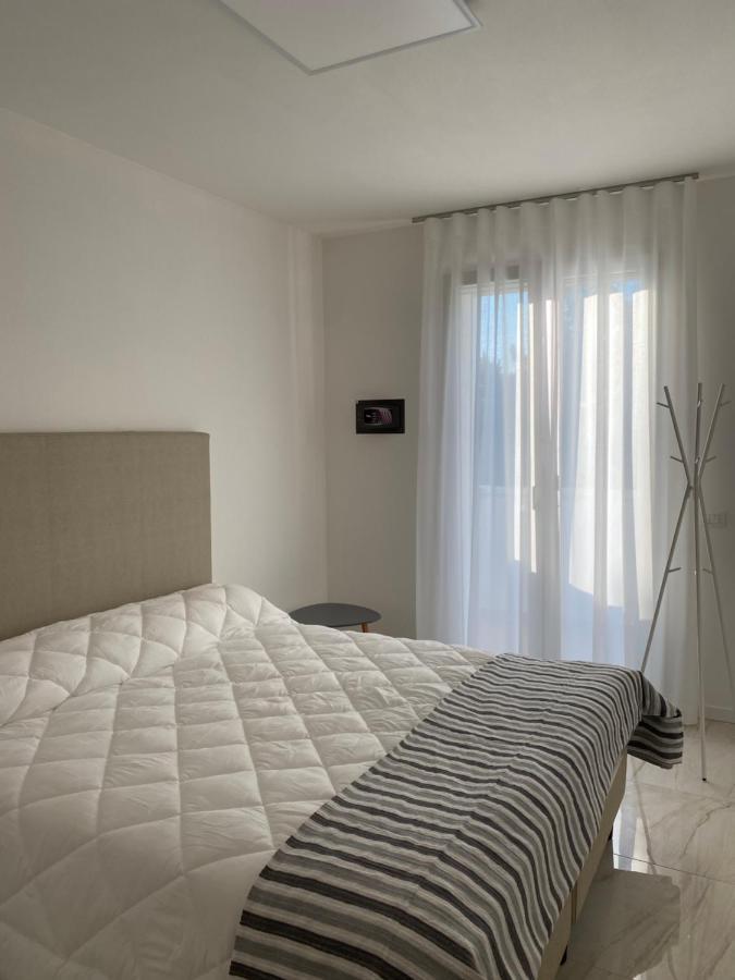לידו די ג'סולו Agua Apartment With Beach Included מראה חיצוני תמונה